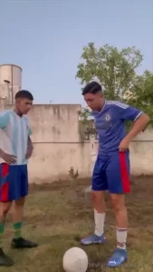 Crees que puedes atajarnos la pelota