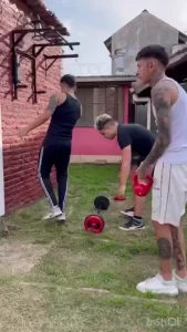 Entrenamiento caliente con mis compa eros te unes a las clases