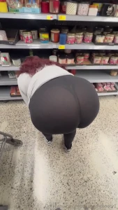 Can you resist not spanking me