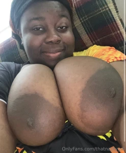 Titty tuesday part 1439