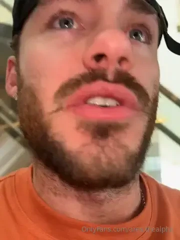 Just landed in dalas texas about to catch my next flight get in my dms 