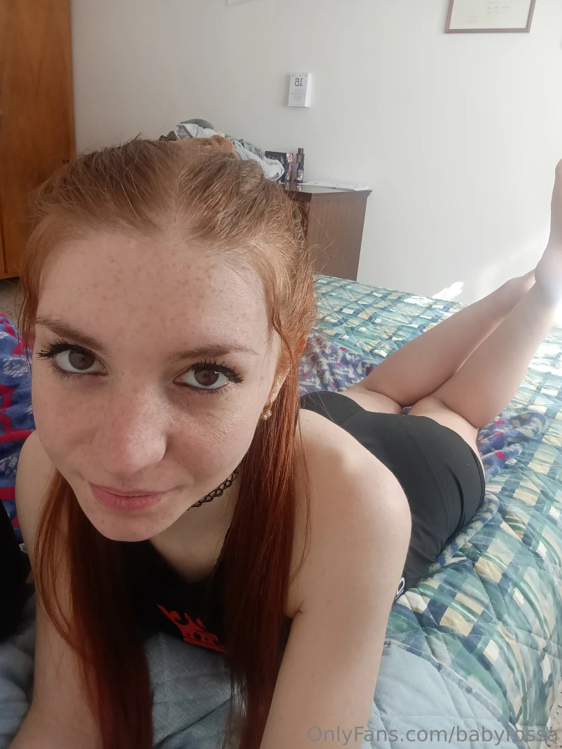 Ed eccomi qui quasi non mi sembra vero di postare per sono qui volevo 