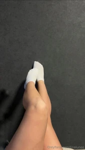 Who like legs