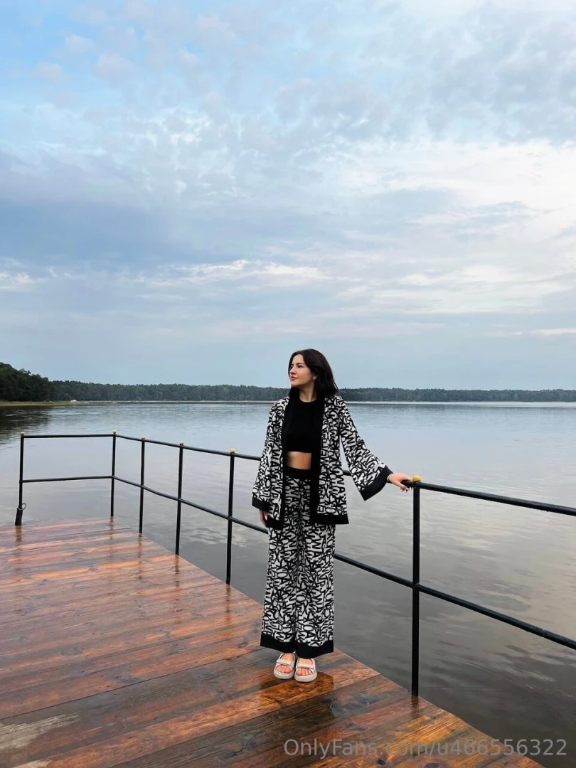 Remember to have good rest boys on weekends kiss 