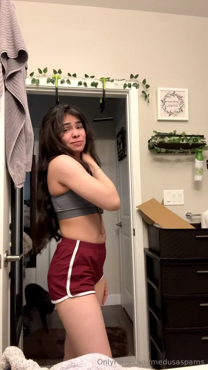 First time i wear short shorts that i actually feel comfortable in 