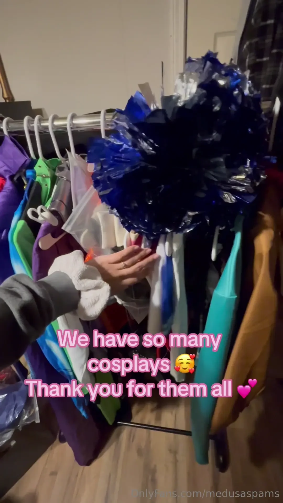 Thank you for spending time sorting through my cosplays today we have 