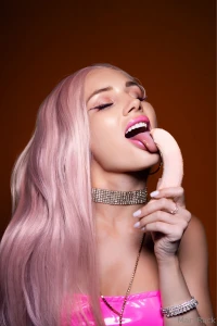 I wanna spend my birthday with you babe slide into my dm s now and let