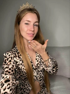 Tell the truth would you flirt with me in real life