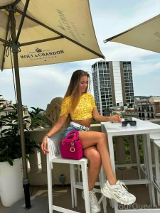 If i walked past you right now you d