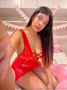 Are you there baby get ready for all the hot valentine s day content