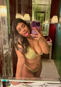 Happy and horny 2025 honey only for you can get the videos with the