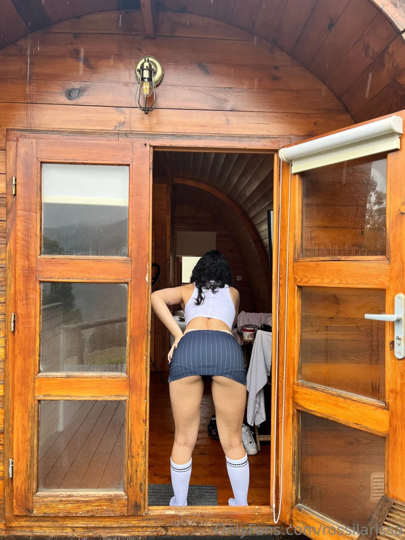 Do you like my outifit 