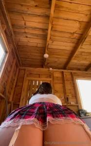 Check out this babe x and just because i feel so horny rn i ll give