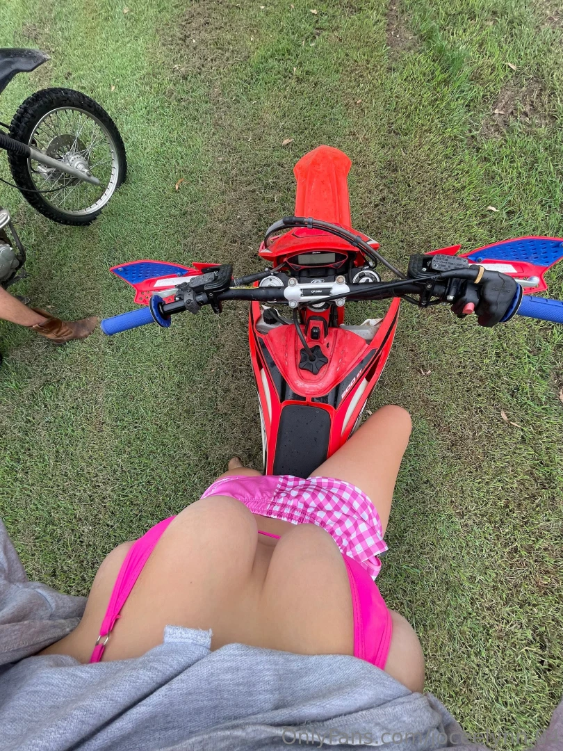 My big tits are so squished in this tiny little bikini top part 1 