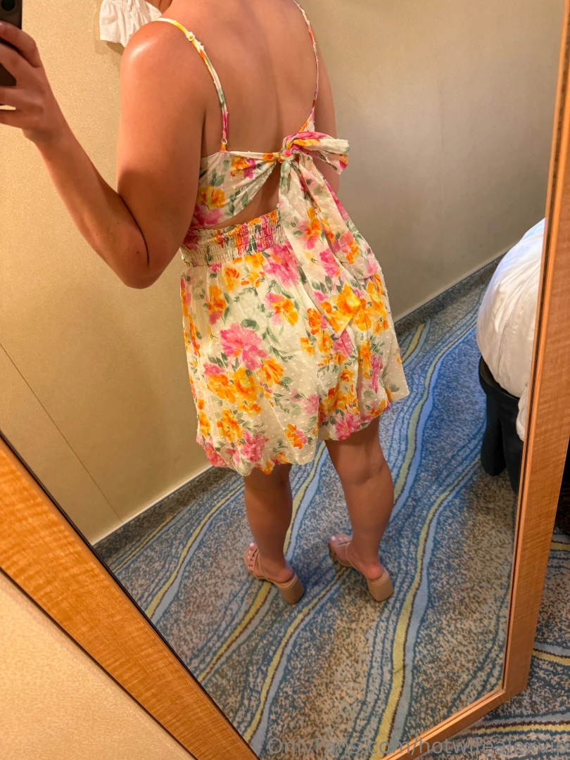 Where in the world is mrs a day 12 somewhere north of aruba and south 