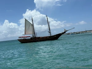 Where in the world is mrs a day 10 aruba bikinis pirate ships