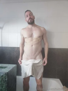 Bien empalmado despues de una ducha muy caliente jajaja part 5