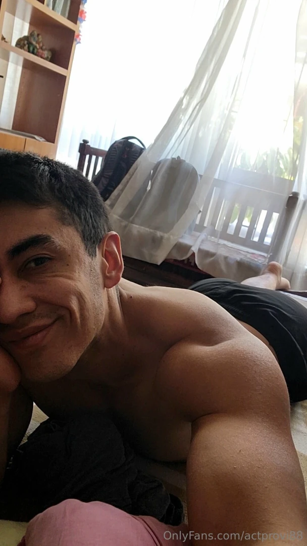 Quien viene a regalonear 