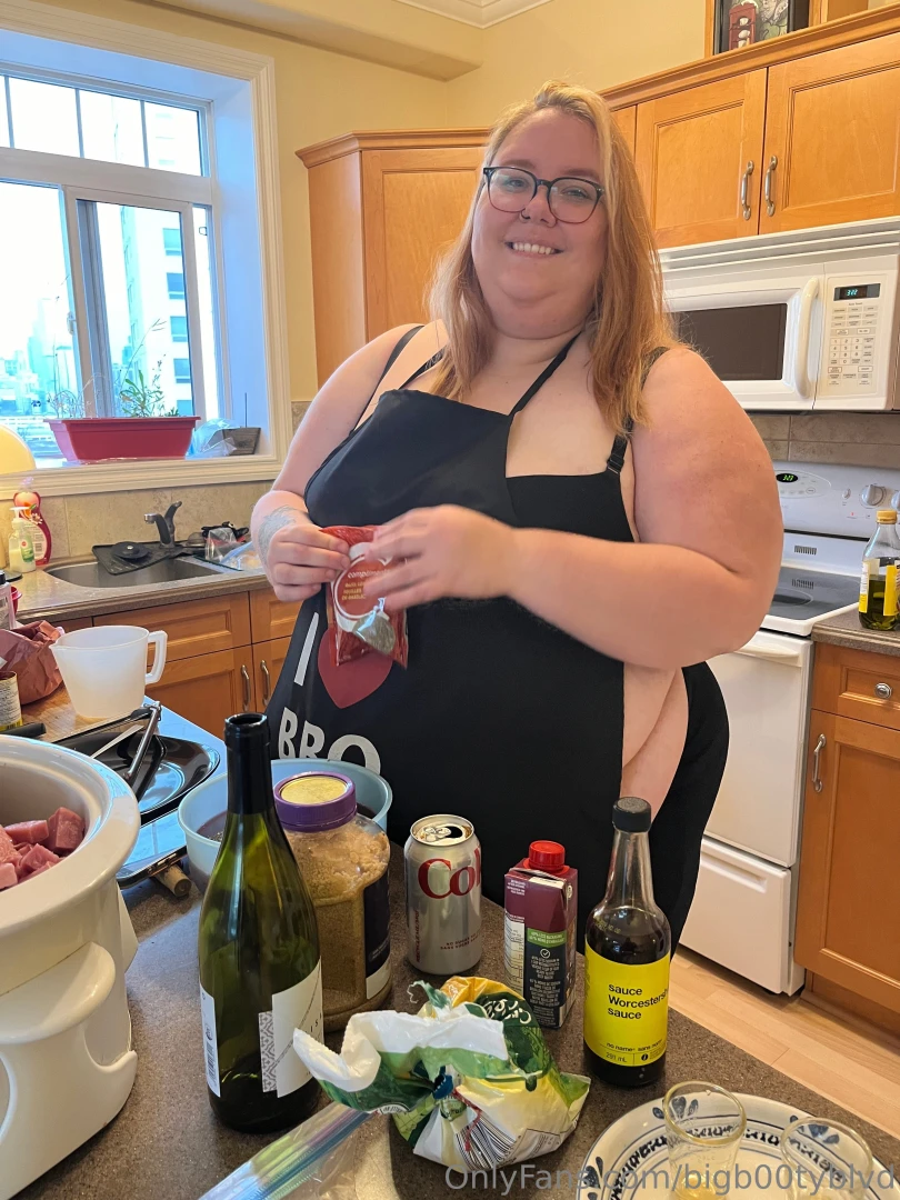 Get you an ssbbw who cooks and cleans part 5 