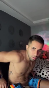 Qu l stima que me toque dormir solo alguien quiere venir a dormir con