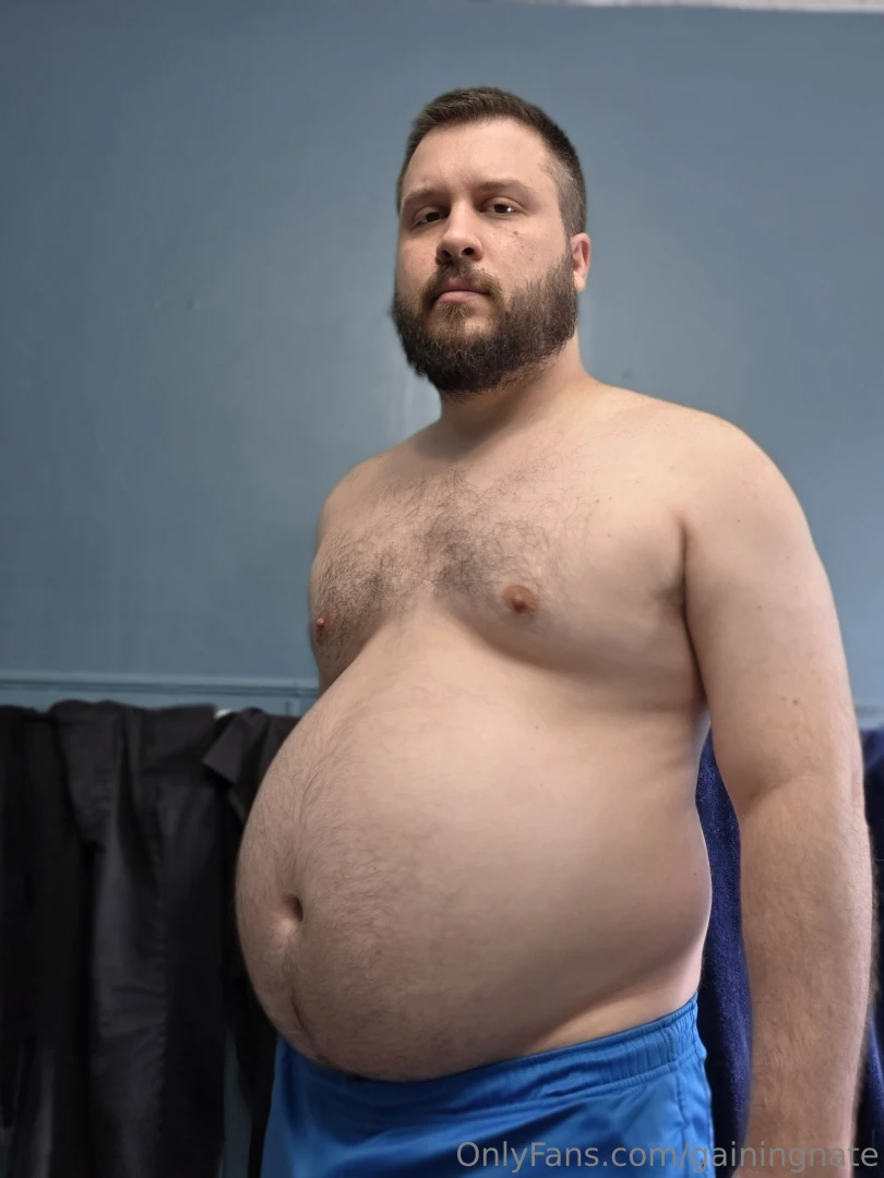 Found the scale after my bf left this morning 224lbs empty fuck he s 