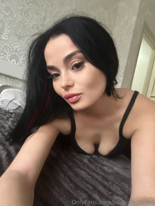 Guess what i m not wearing part 19