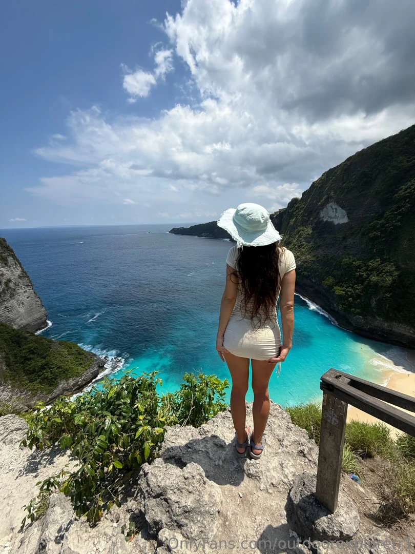Damn what views i m in paradise again 
