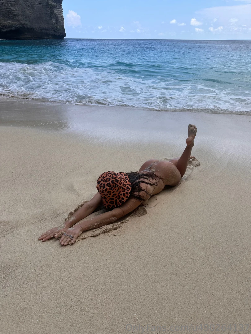 Have you ever seen what true happiness looks like here it is - 