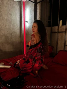 Do you like my look and vibe today kimono means thing to wear but in part 1