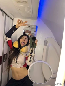 April started in the best way possible at an altitude of 10 000 meters part 1