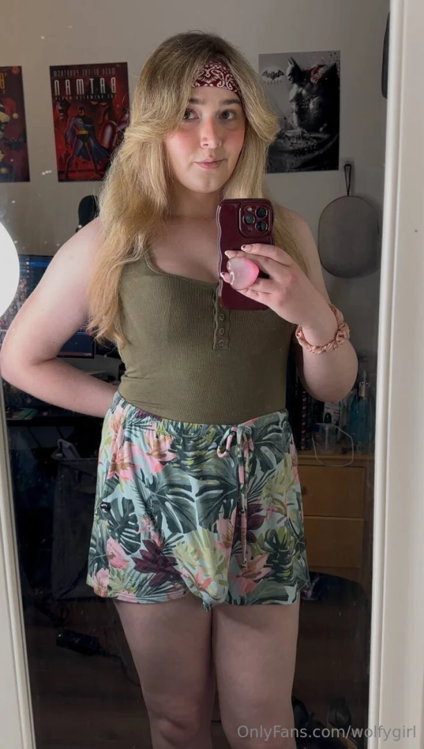 Can i be your good girl dm me 