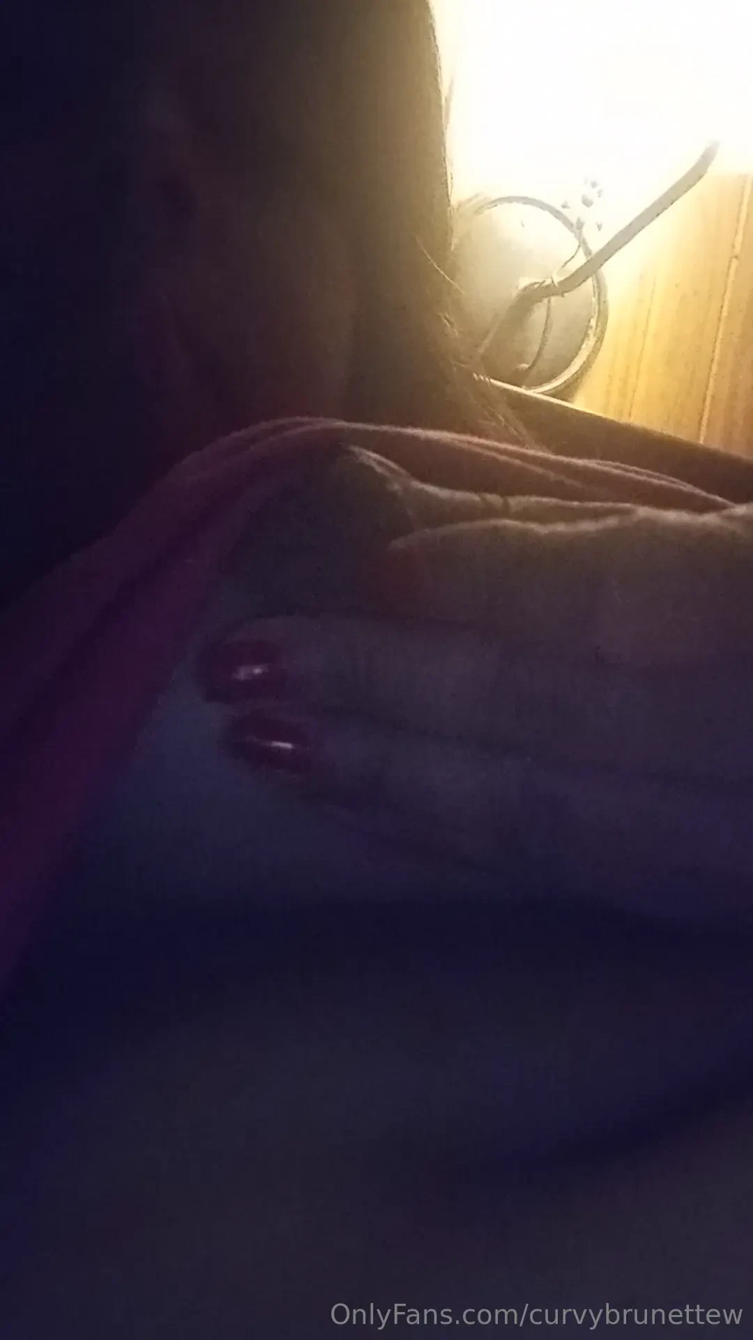 Touching my nipples makes my pussy completely wet do you want to lick 