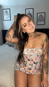 Can you guess what i am not wearing under this