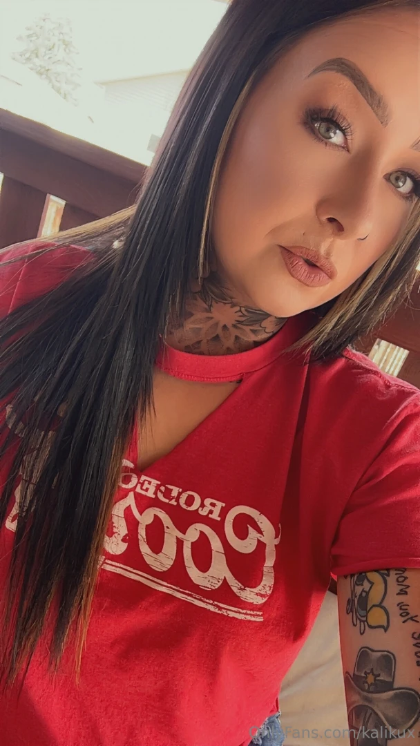 Happy hump day to all my babes 