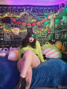 I put the hot in hot mess part 2