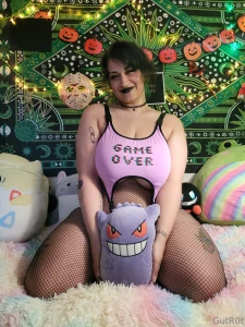 If you could only do one thing with my tits rn what would it be