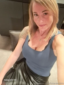 Selbstbewusst und stark dieses outfit l sst mich strahlen