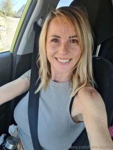 Kein stau kann mich bremsen heut lenk ich blicke nicht nur das auto