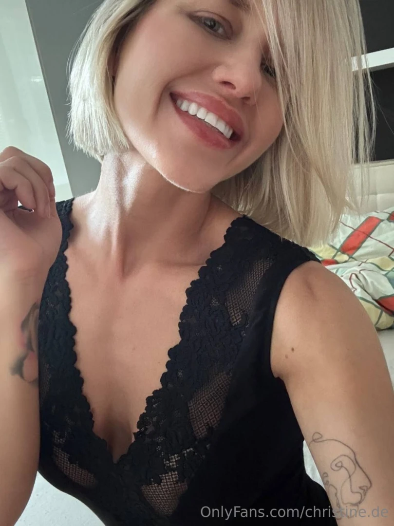 Ein wenig z rtlichkeit hinter dem l cheln 