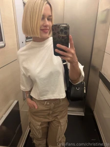 Das w re in einem aufzug interessant meinst du nicht