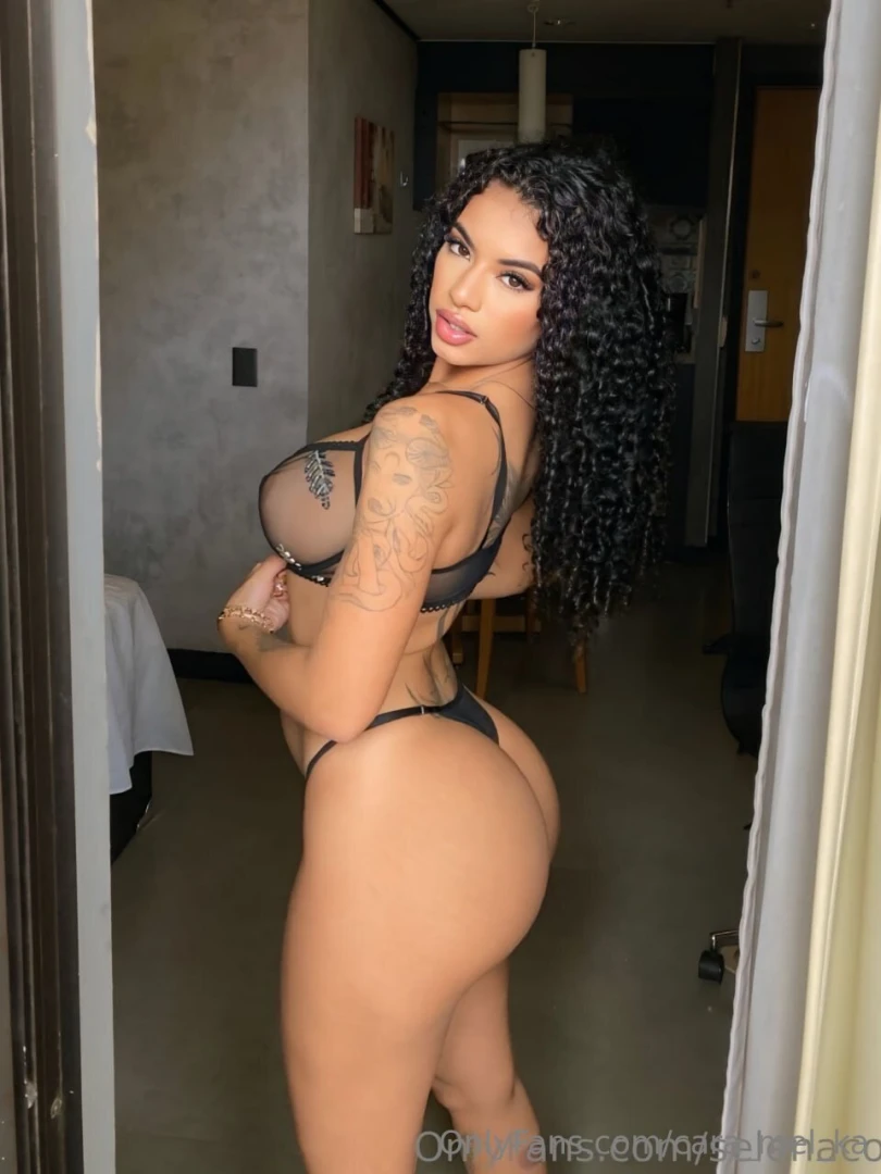 Tan and hot curly girl itsselenacosta you ll cum over and over again part 3 