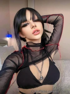 Subscribe horrory for free today only this girl horrory with a juicy part 1022