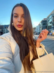 Hey sch ner mann ich treffe mich gleich mit einer freundin zum