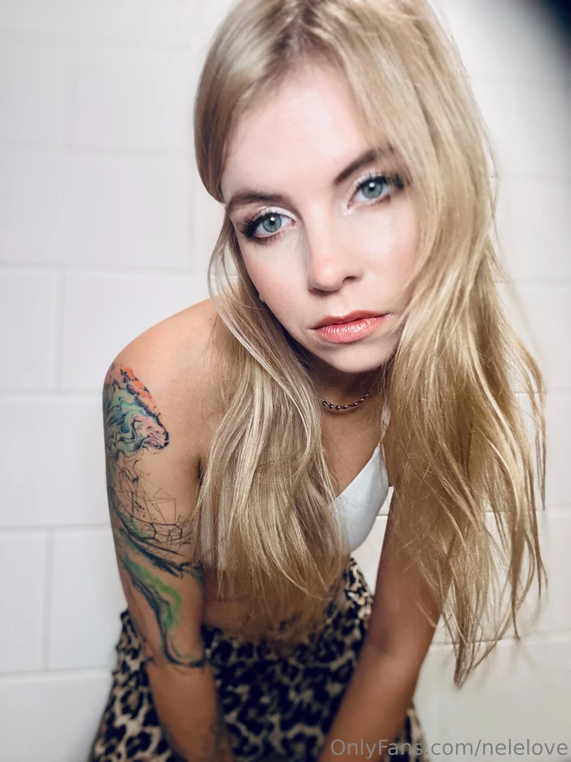 Liebe gr e vom hostel klo aus melbourne 