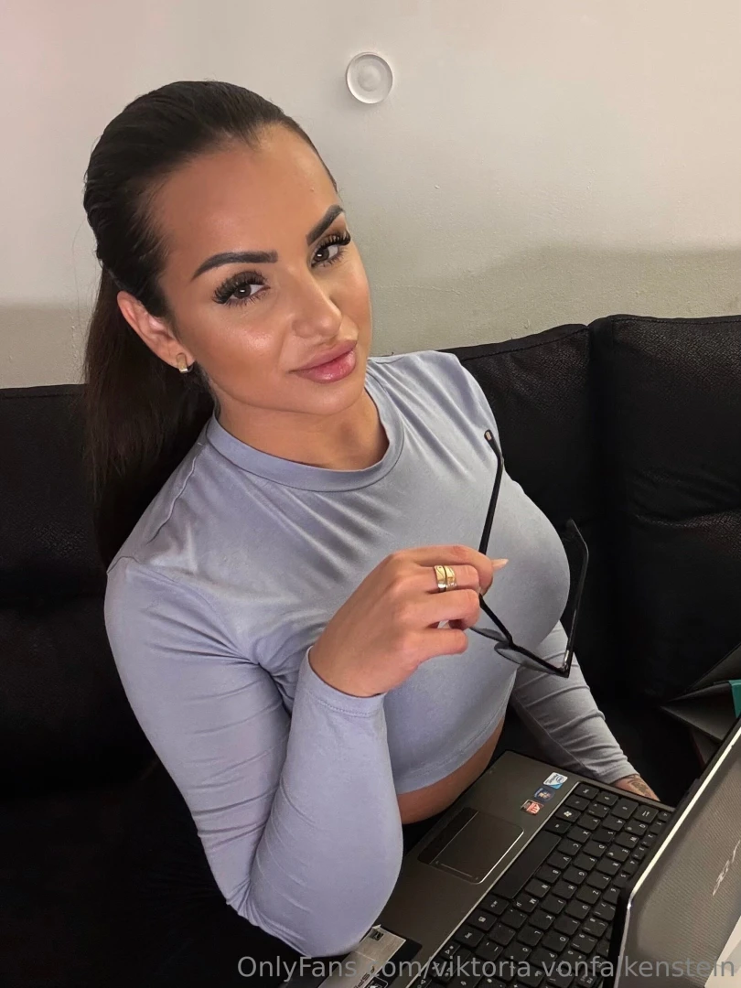 Keine sorge s er ich mache gleich feierabend und hab unser date nicht 