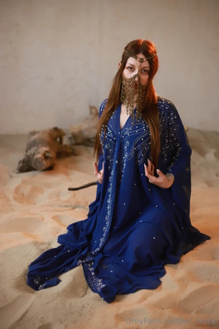 I fascinate you with my look 