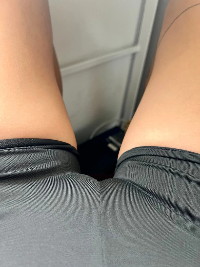Listo el gimnasio por hoy babe recuerda que te puedo las prendas 