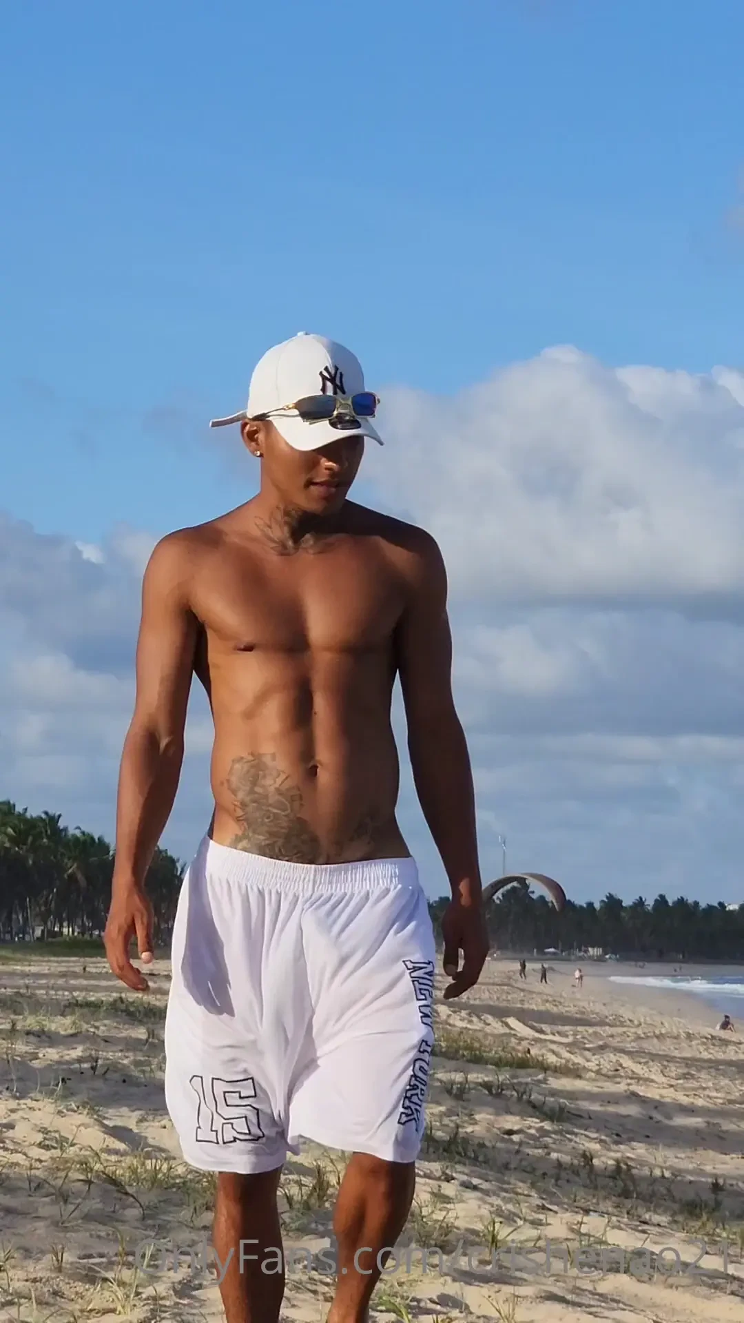 I wait for you on the beach don t be late 