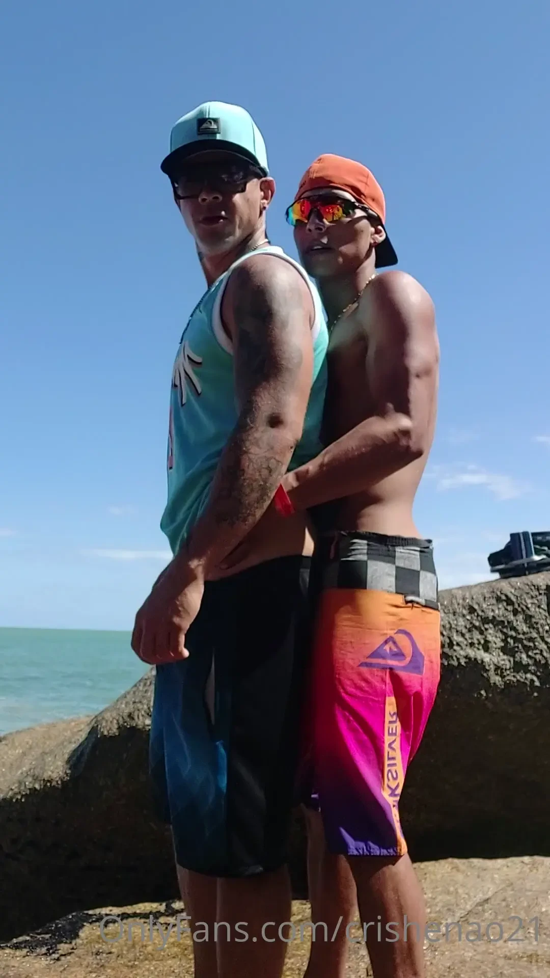 Fucking my cousin on the beach he takes my milk while a man sees us 