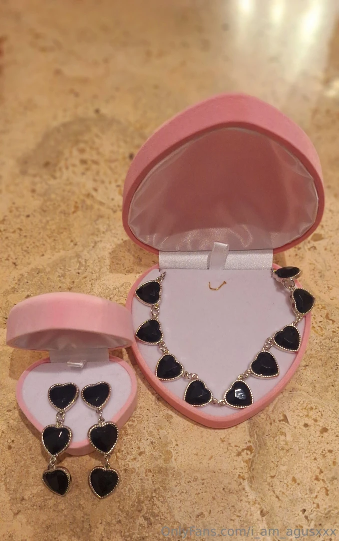 Baby will you help me buy this treat i promise to reward you with a 